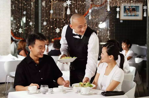 餐飲服務(wù)做到‘三輕四勤五聲六微笑十服務(wù)’，顧客個(gè)個(gè)滿意
